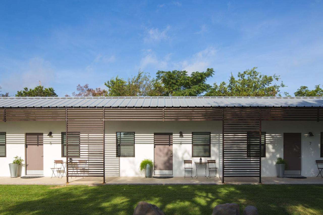 Hotel Flora And Fauna Wimberley Exterior foto